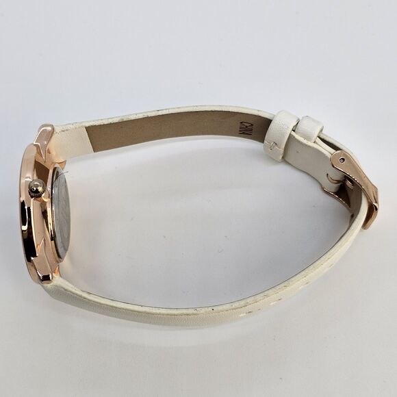 Folio Women's Watch 32MM Light Gray Dial Cream Faux Leather Bands New Battery - Picture 10 of 14